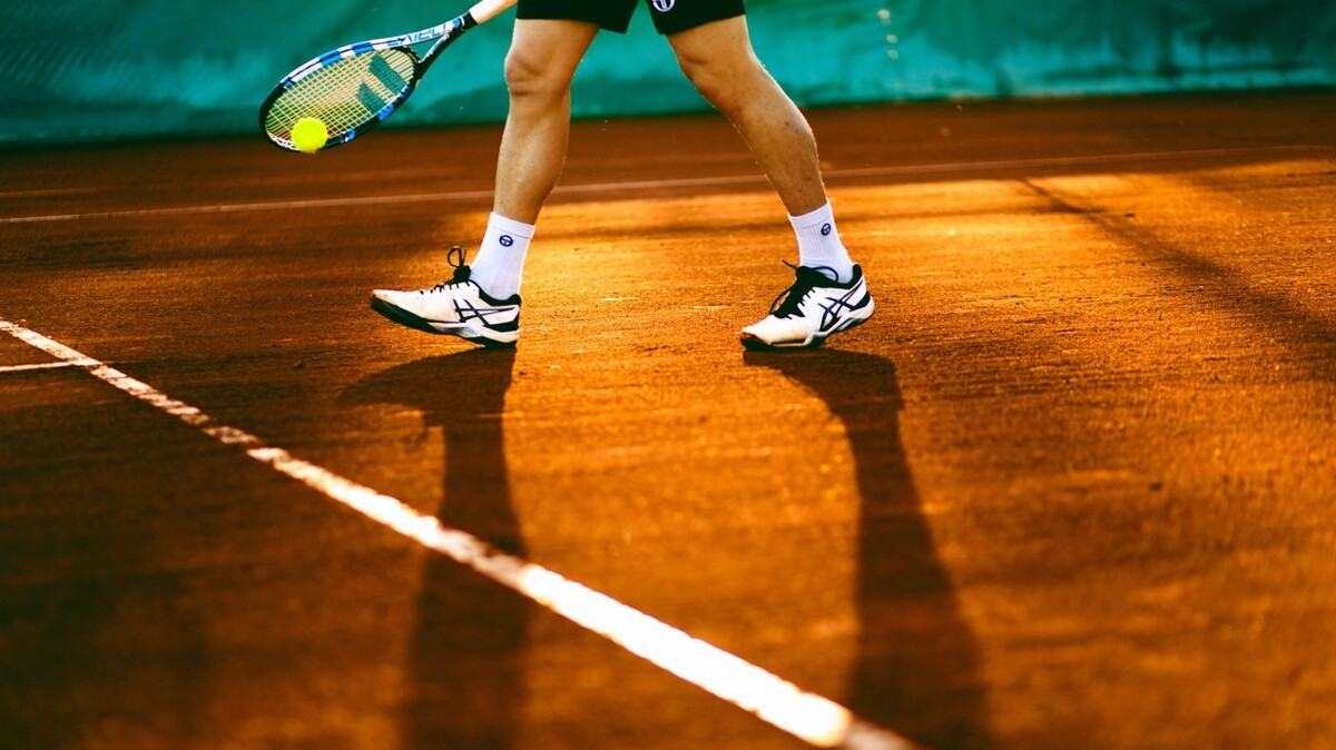 Tennis workouts for adults